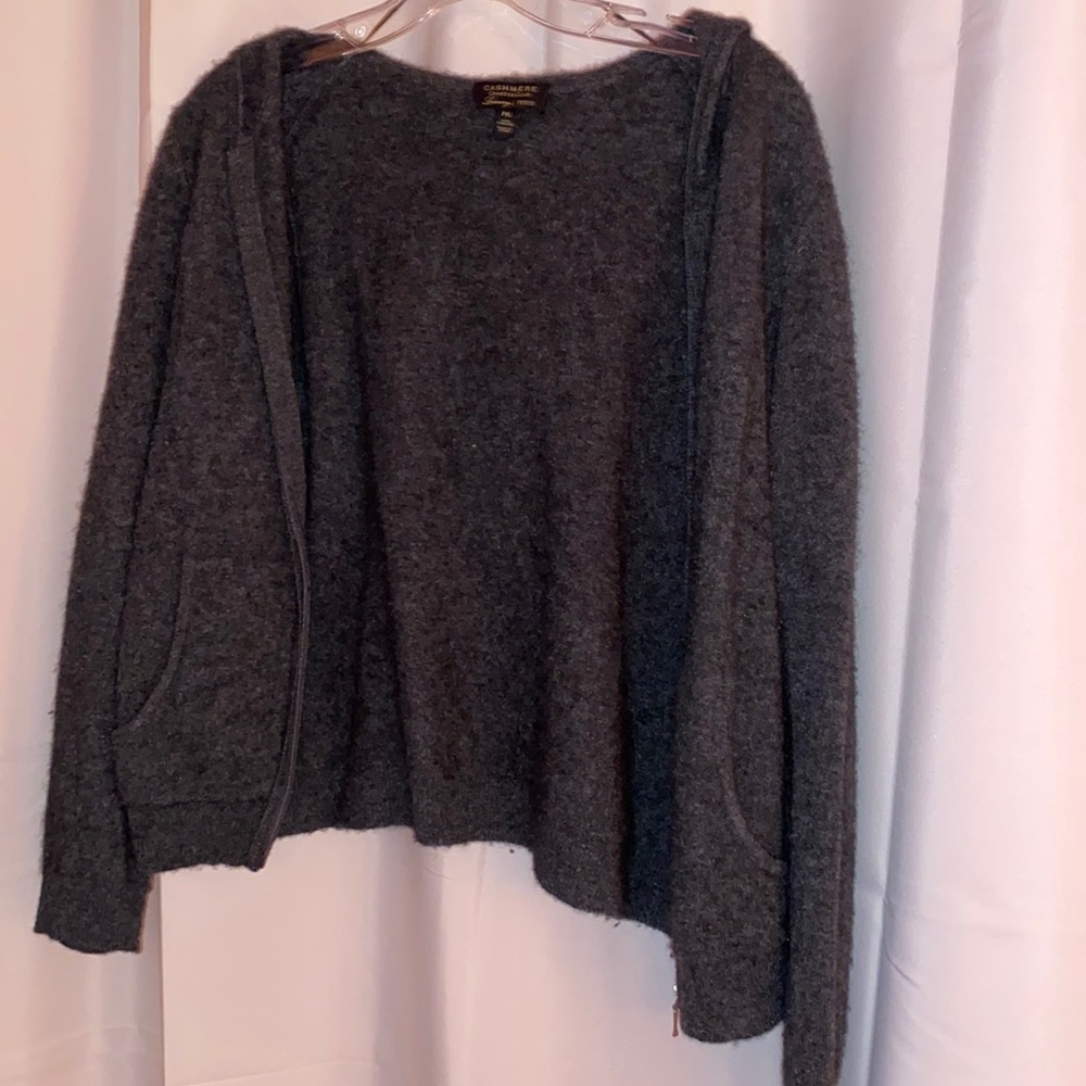 Cashmere sweater
